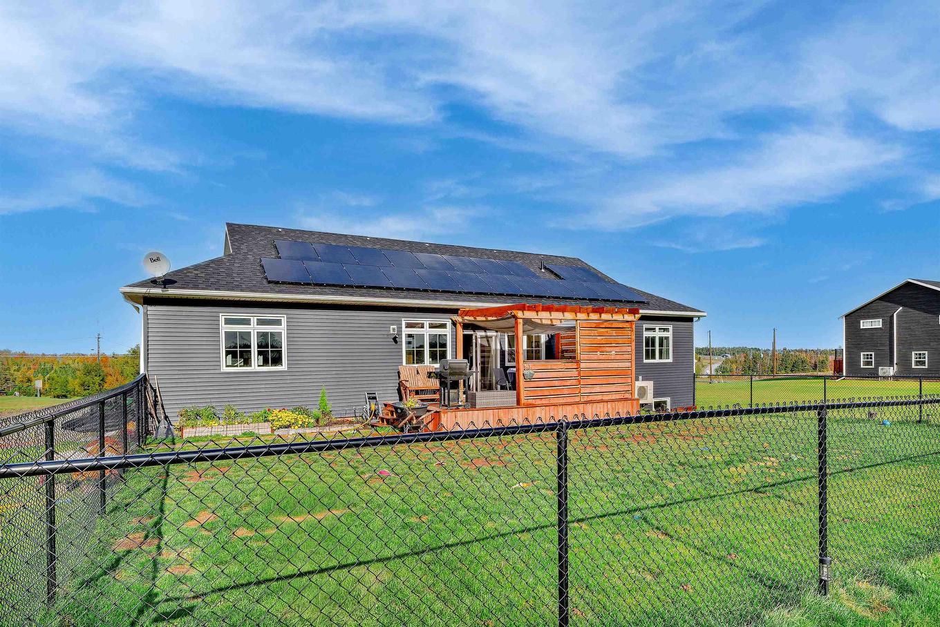 81 Kingsway Drive, New Perth, PE