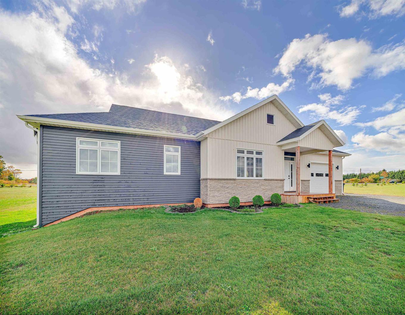 81 Kingsway Drive, New Perth, PE