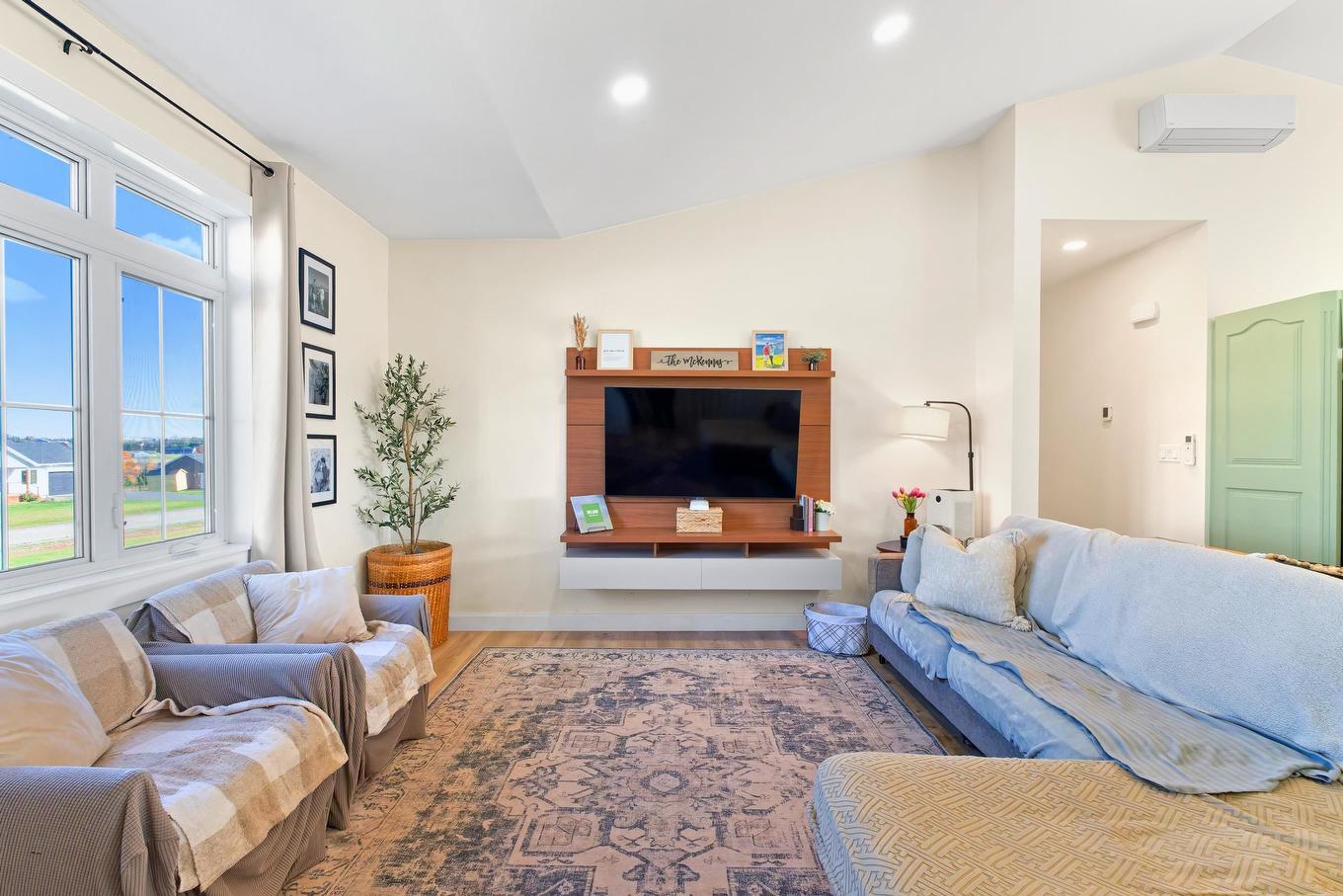 81 Kingsway Drive, New Perth, PE