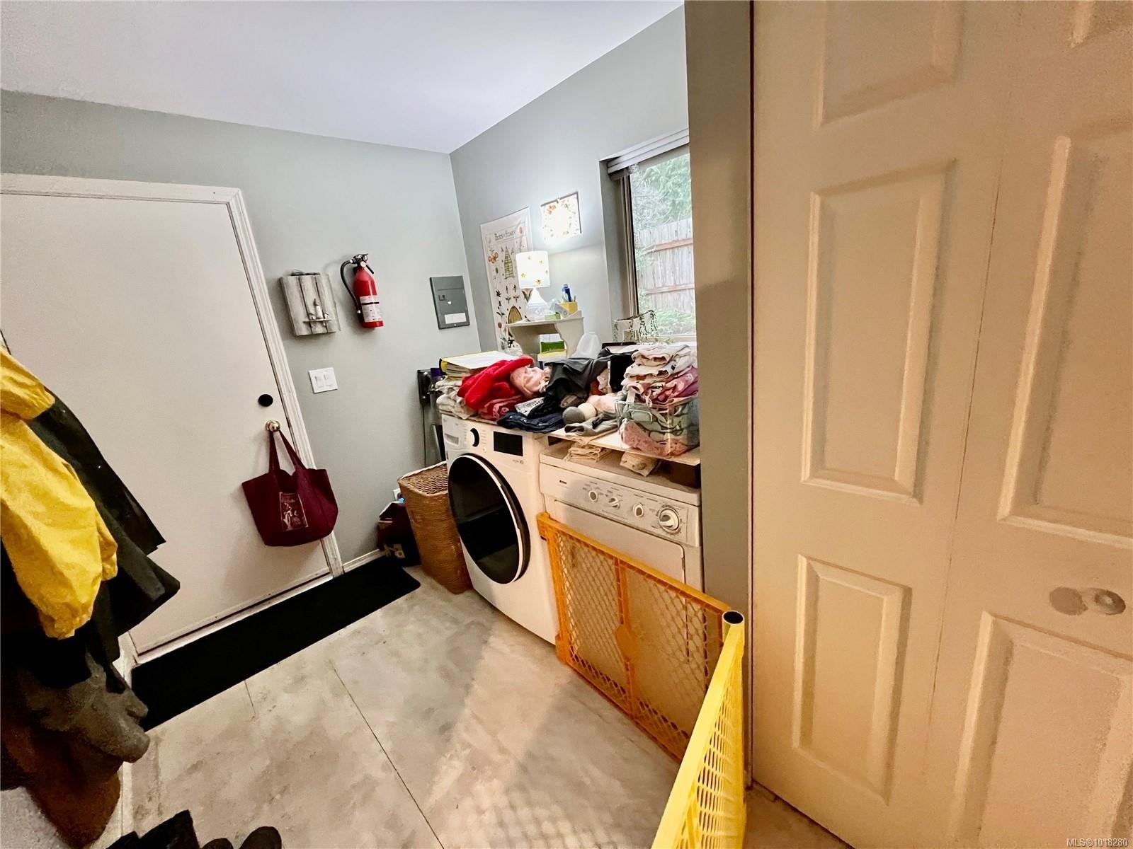 702 Charter Rd, Mayne Island, BC