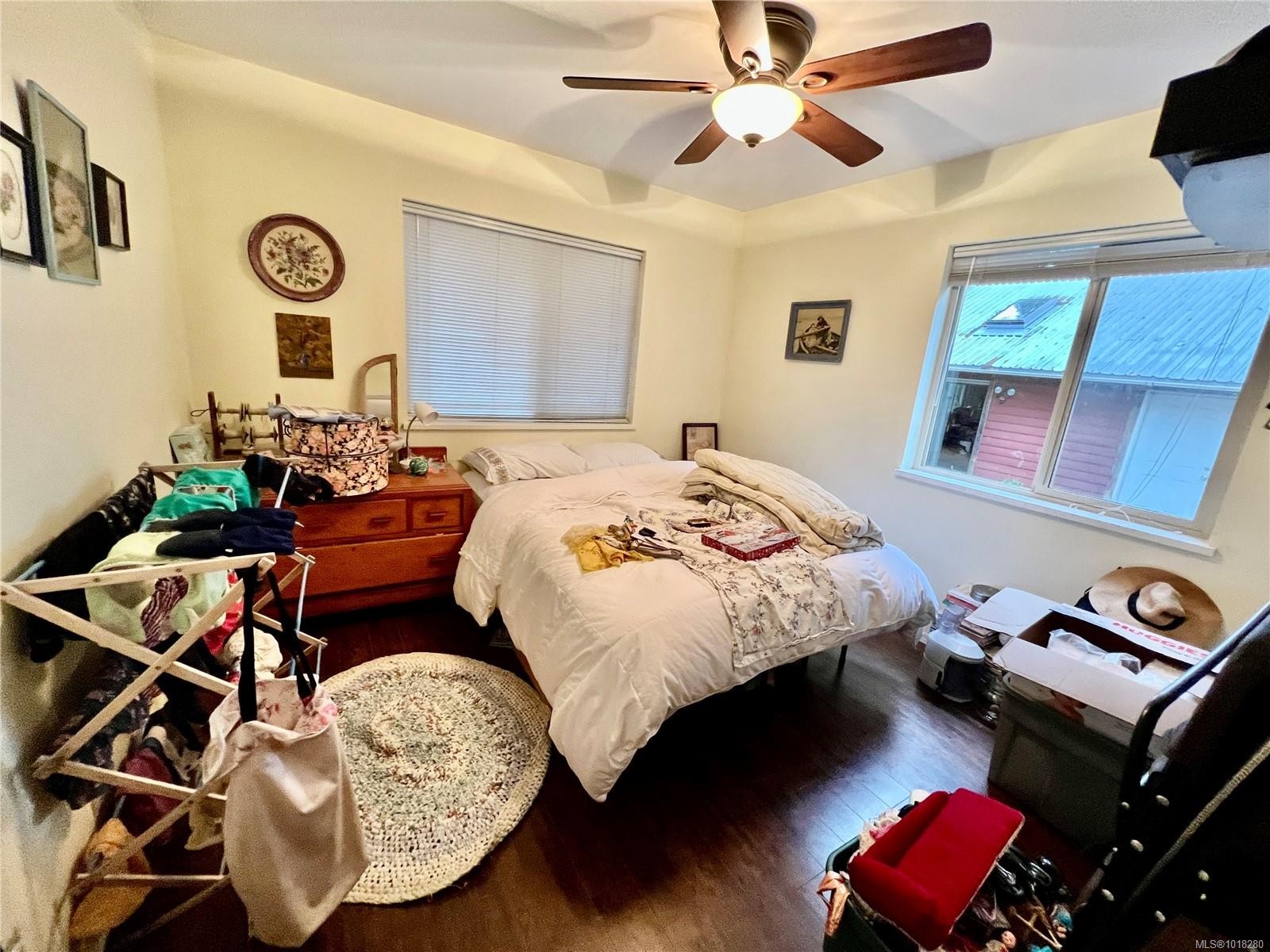 702 Charter Rd, Mayne Island, BC