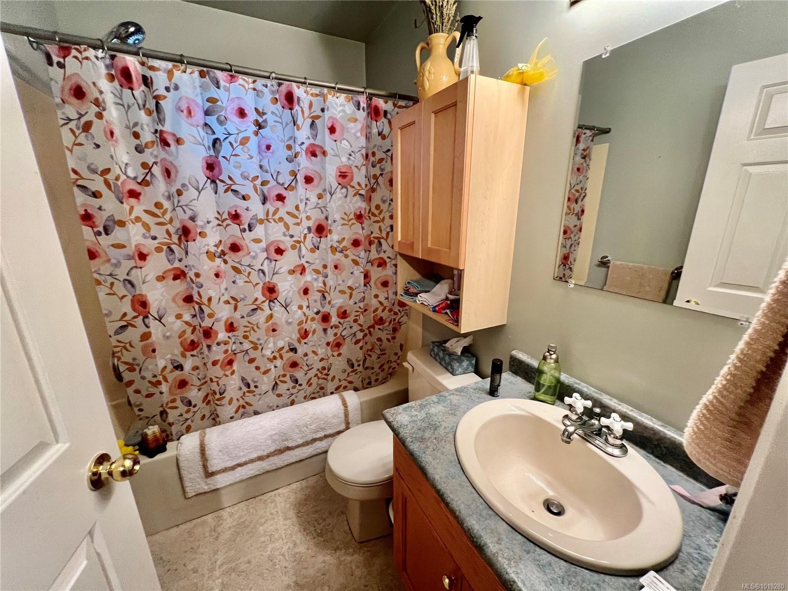 702 Charter Rd, Mayne Island, BC