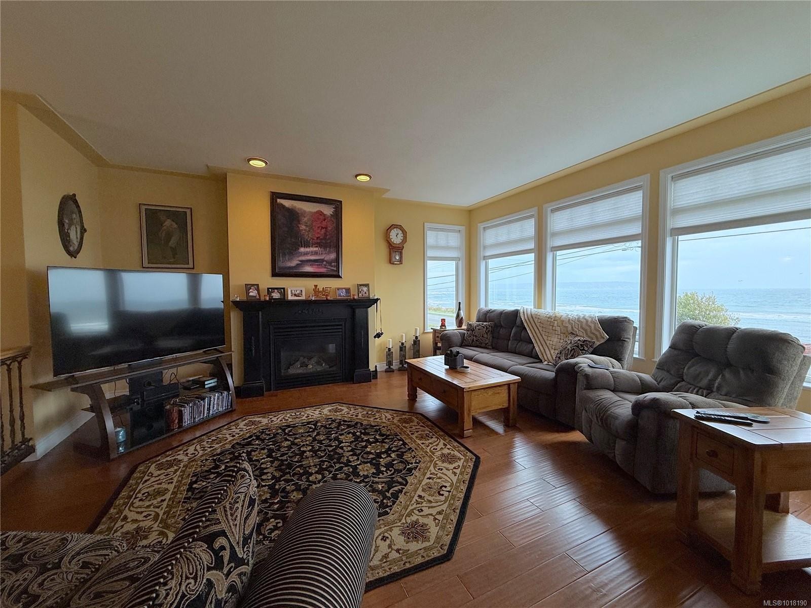 3264 Island Hwy South, Campbell River, BC