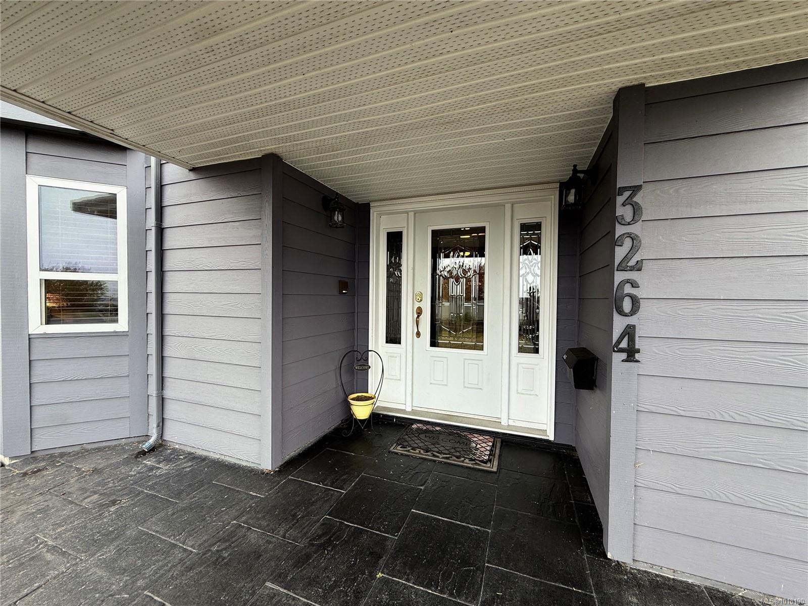 3264 Island Hwy South, Campbell River, BC