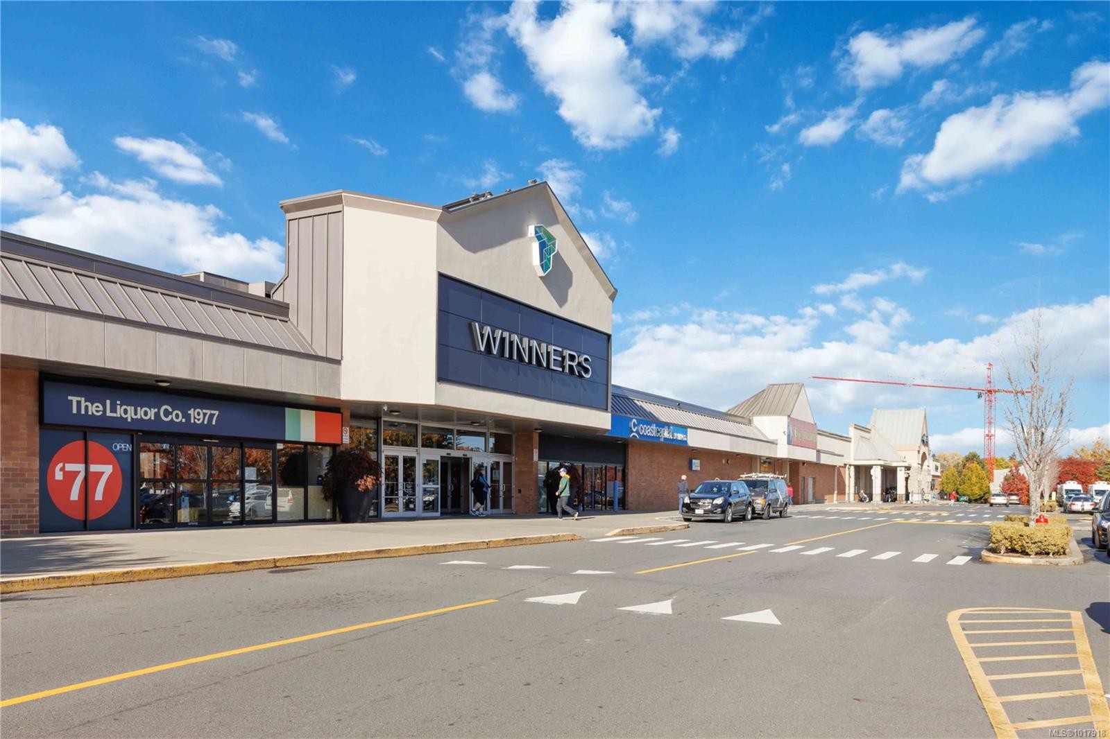 401-190 Gorge Rd West, Saanich, BC - Outdoor