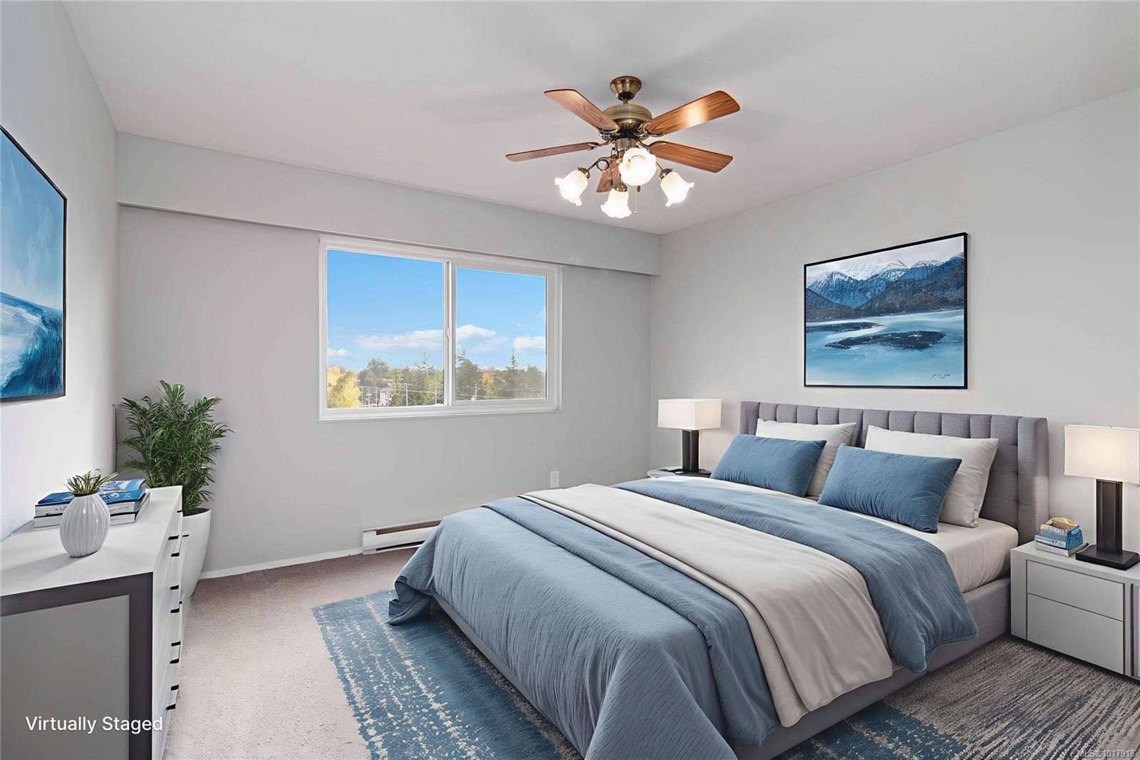 401-190 Gorge Rd West, Saanich, BC - Indoor Photo Showing Bedroom