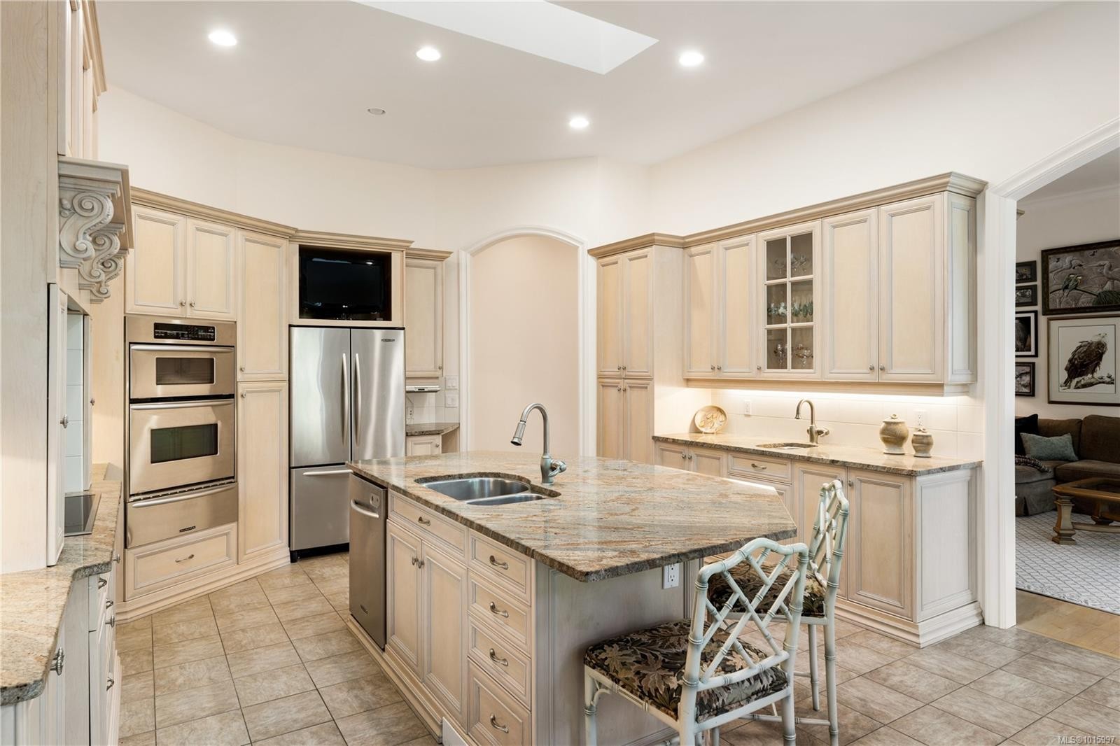 3721 Arbutus Ridge, Saanich, BC