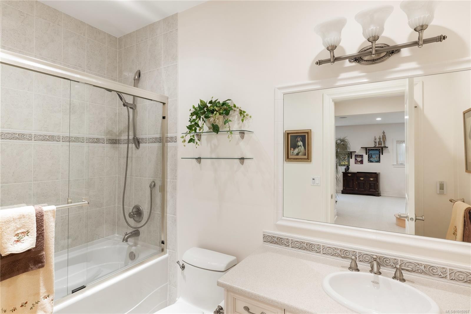 3721 Arbutus Ridge, Saanich, BC