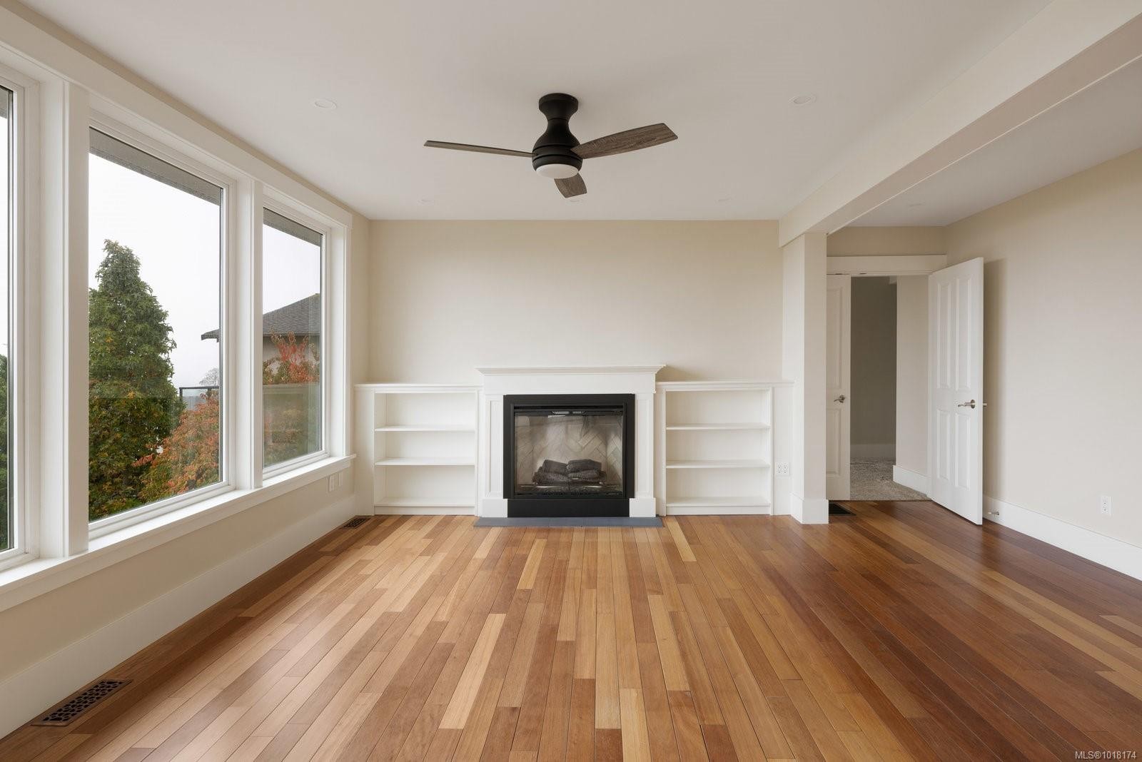 5055 Lochside Dr, Saanich, BC