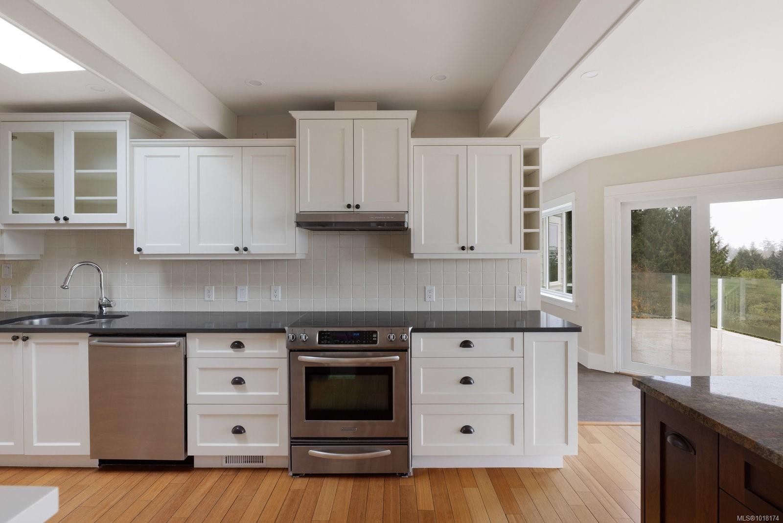 5055 Lochside Dr, Saanich, BC