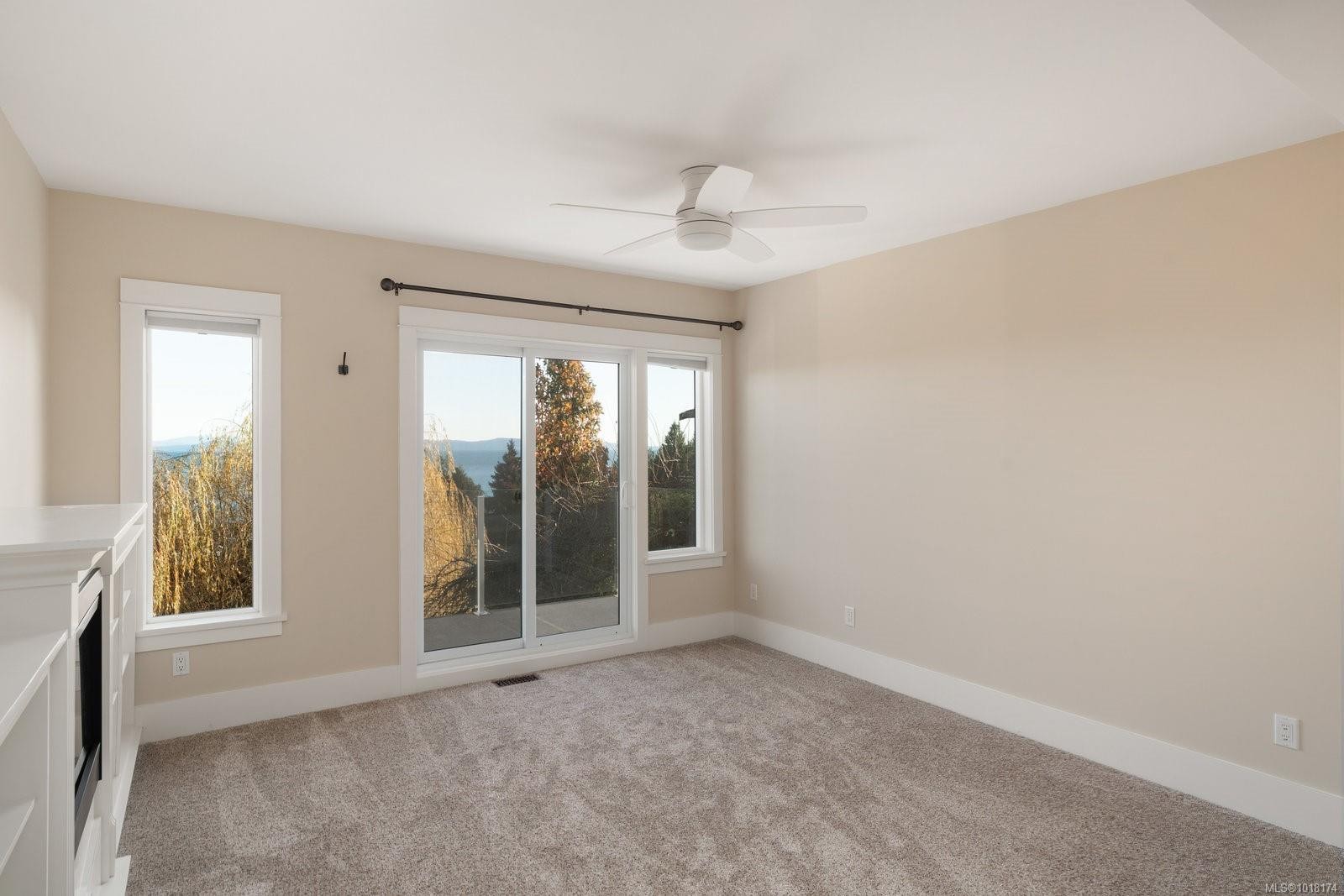 5055 Lochside Dr, Saanich, BC