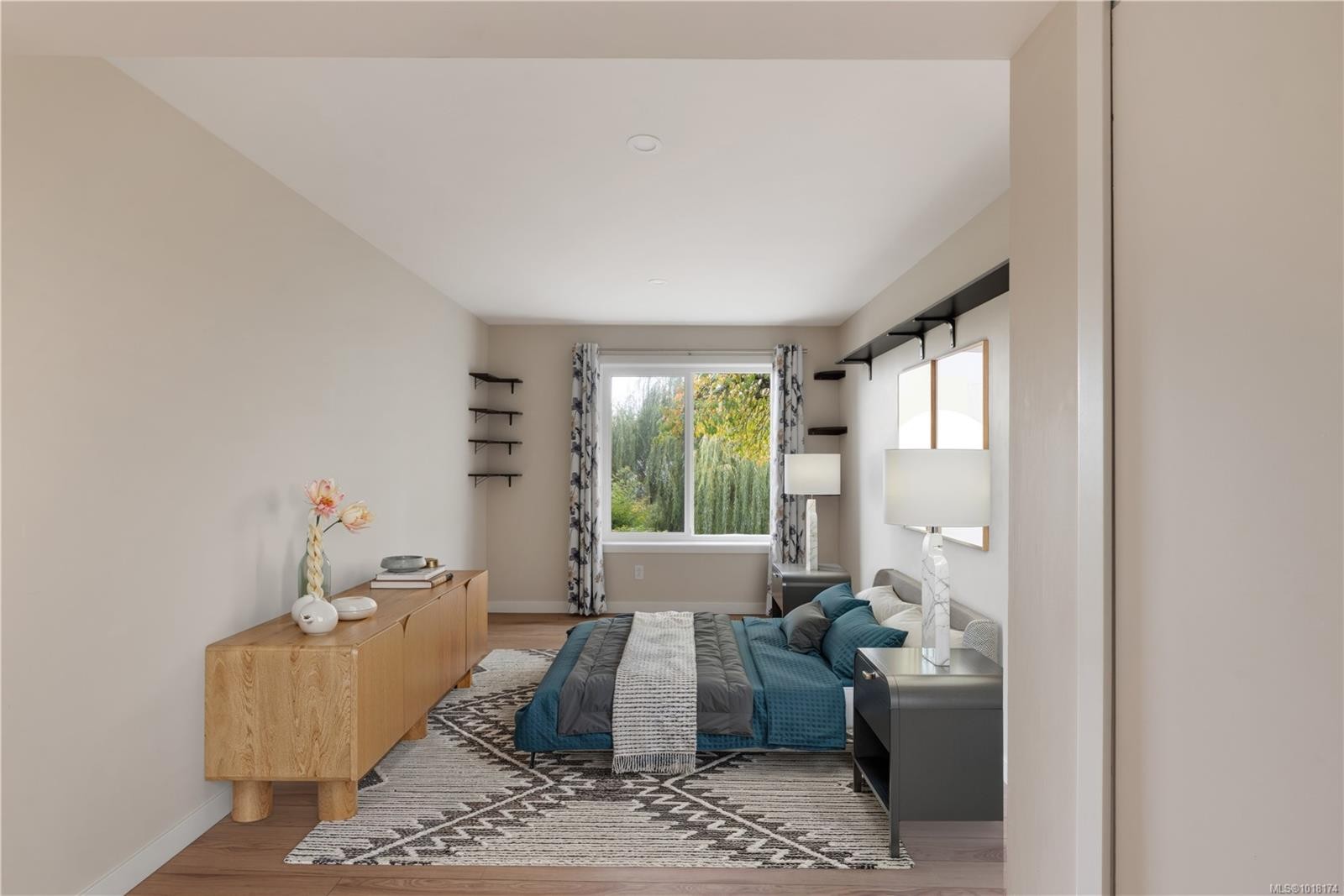 5055 Lochside Dr, Saanich, BC