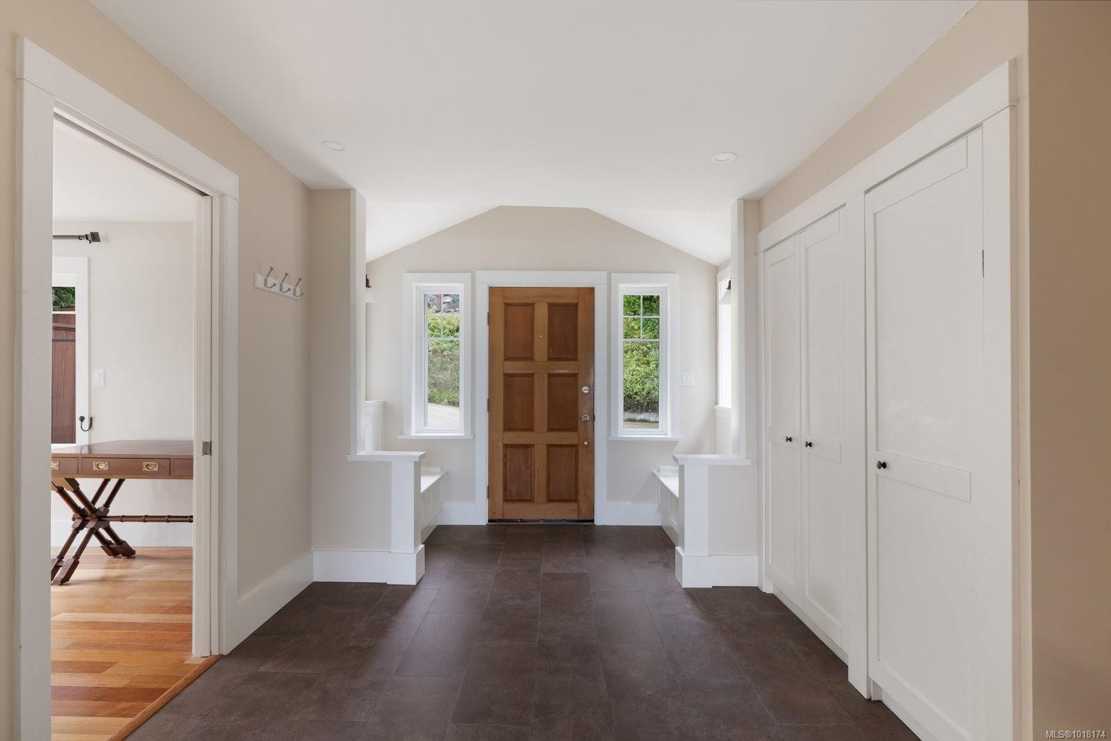 5055 Lochside Dr, Saanich, BC