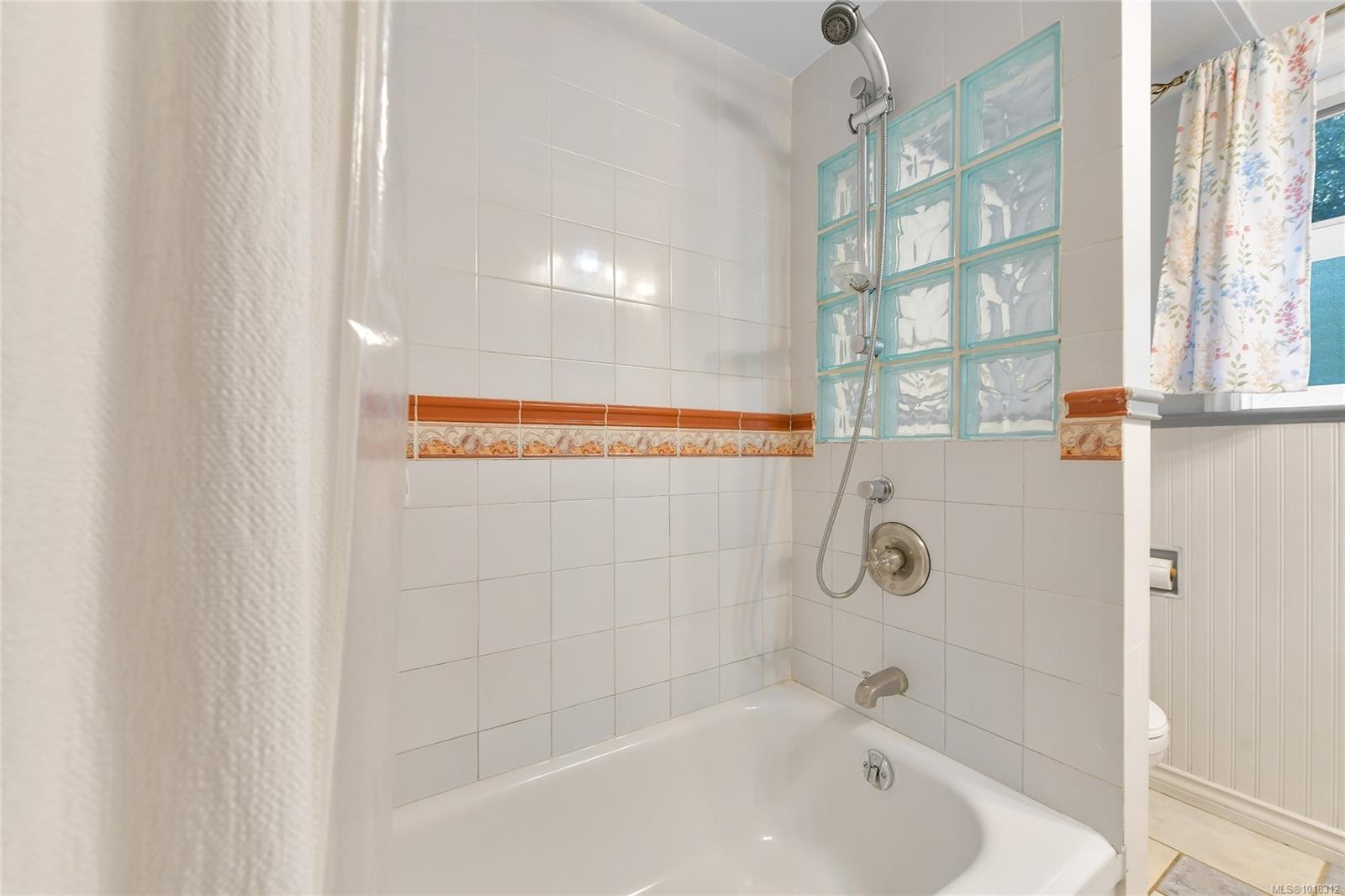 984 Brighton Cres, Victoria, BC