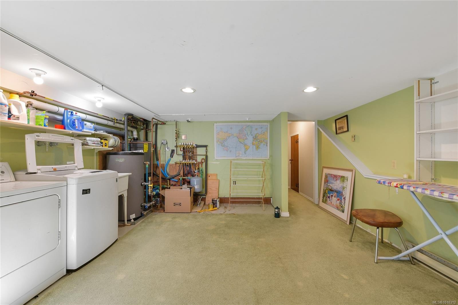 984 Brighton Cres, Victoria, BC