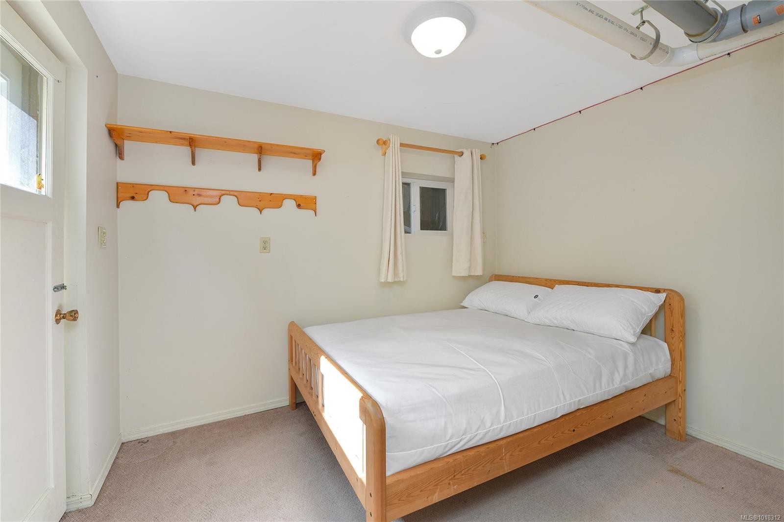 984 Brighton Cres, Victoria, BC