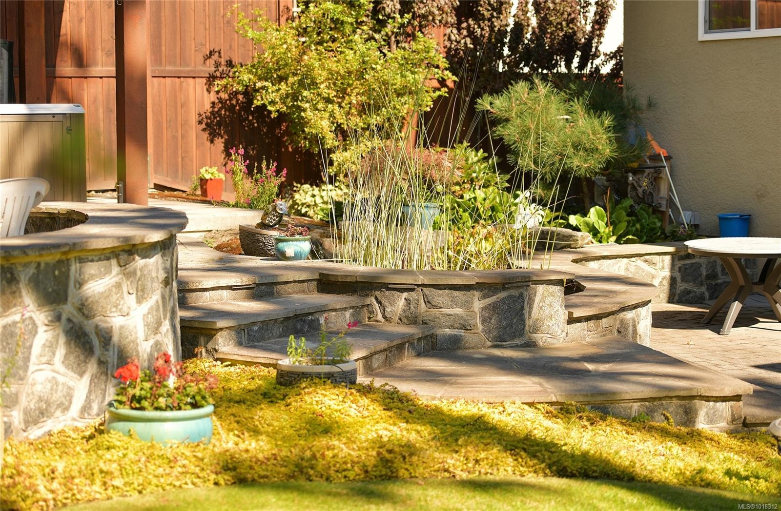 984 Brighton Cres, Victoria, BC