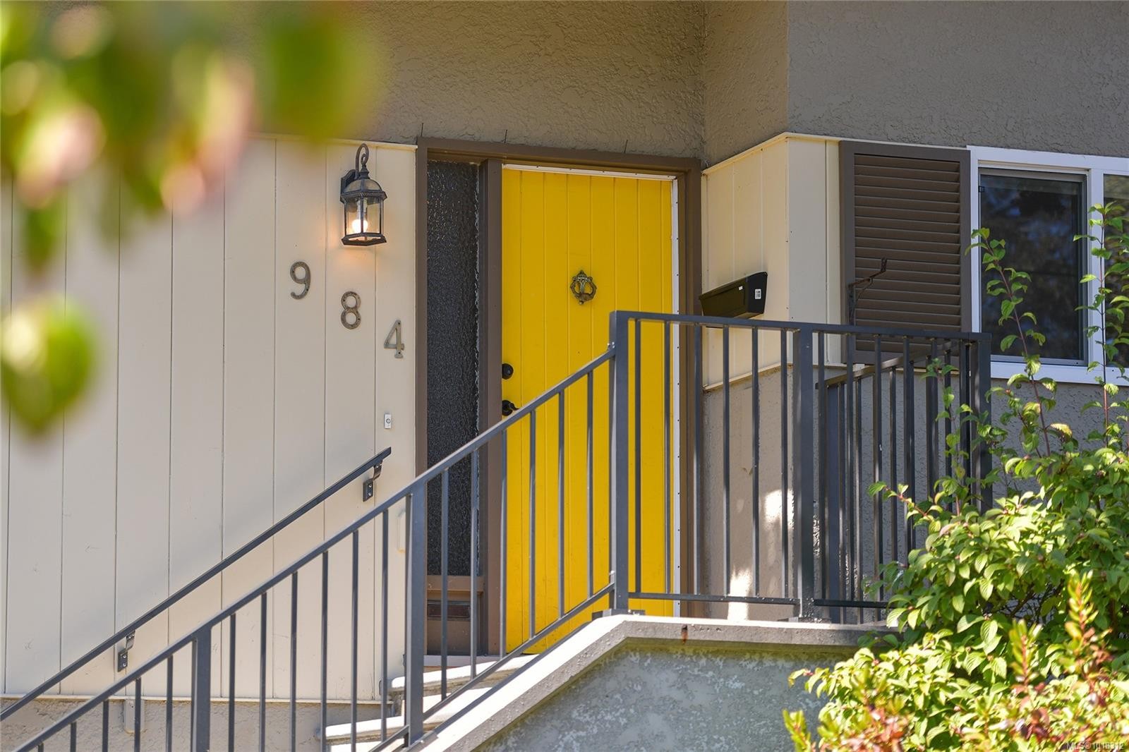 984 Brighton Cres, Victoria, BC