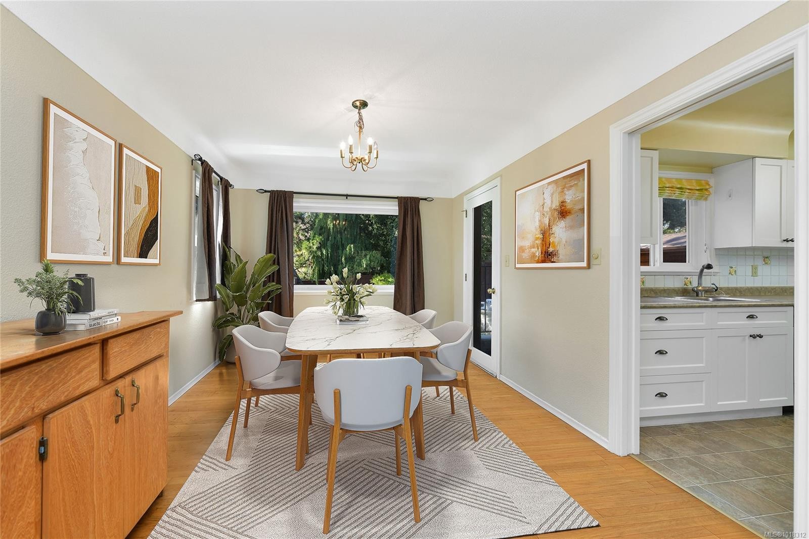 984 Brighton Cres, Victoria, BC