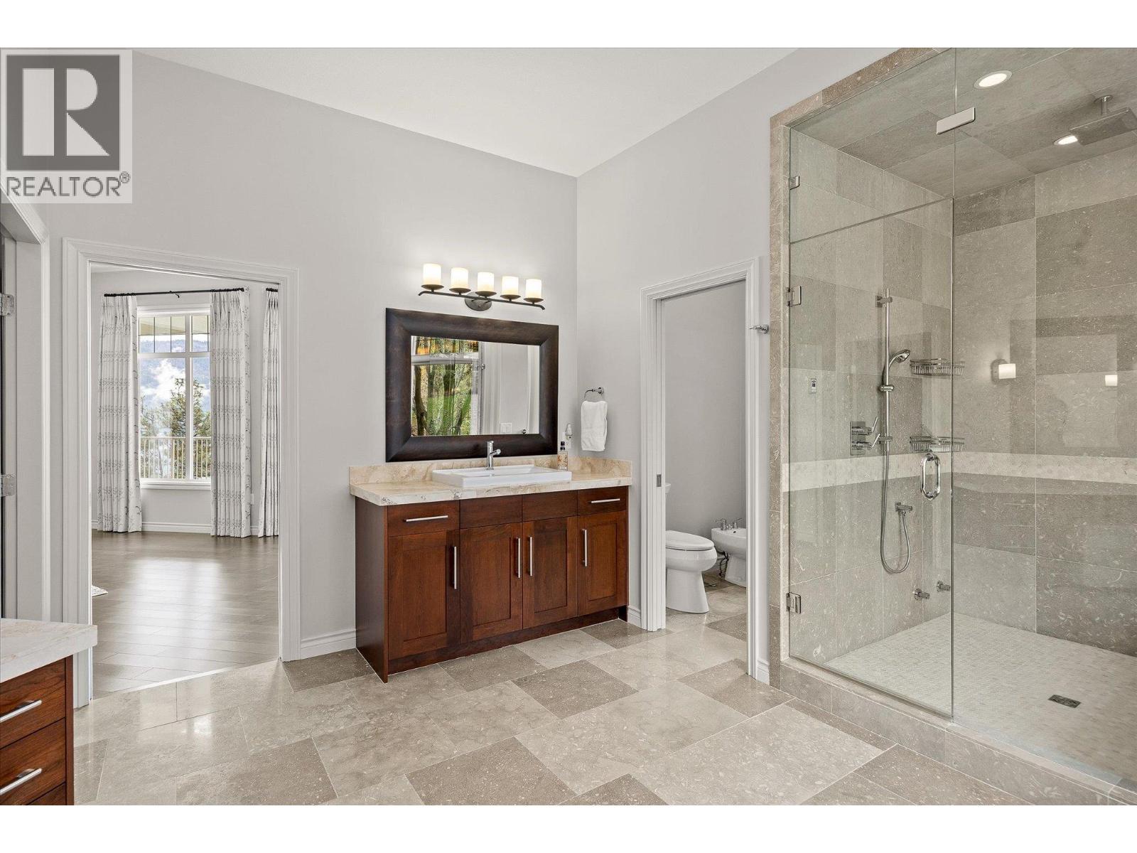 10726 Nighthawk Road Unit# 60, Lake Country, BC - Indoor Photo Showing Bathroom