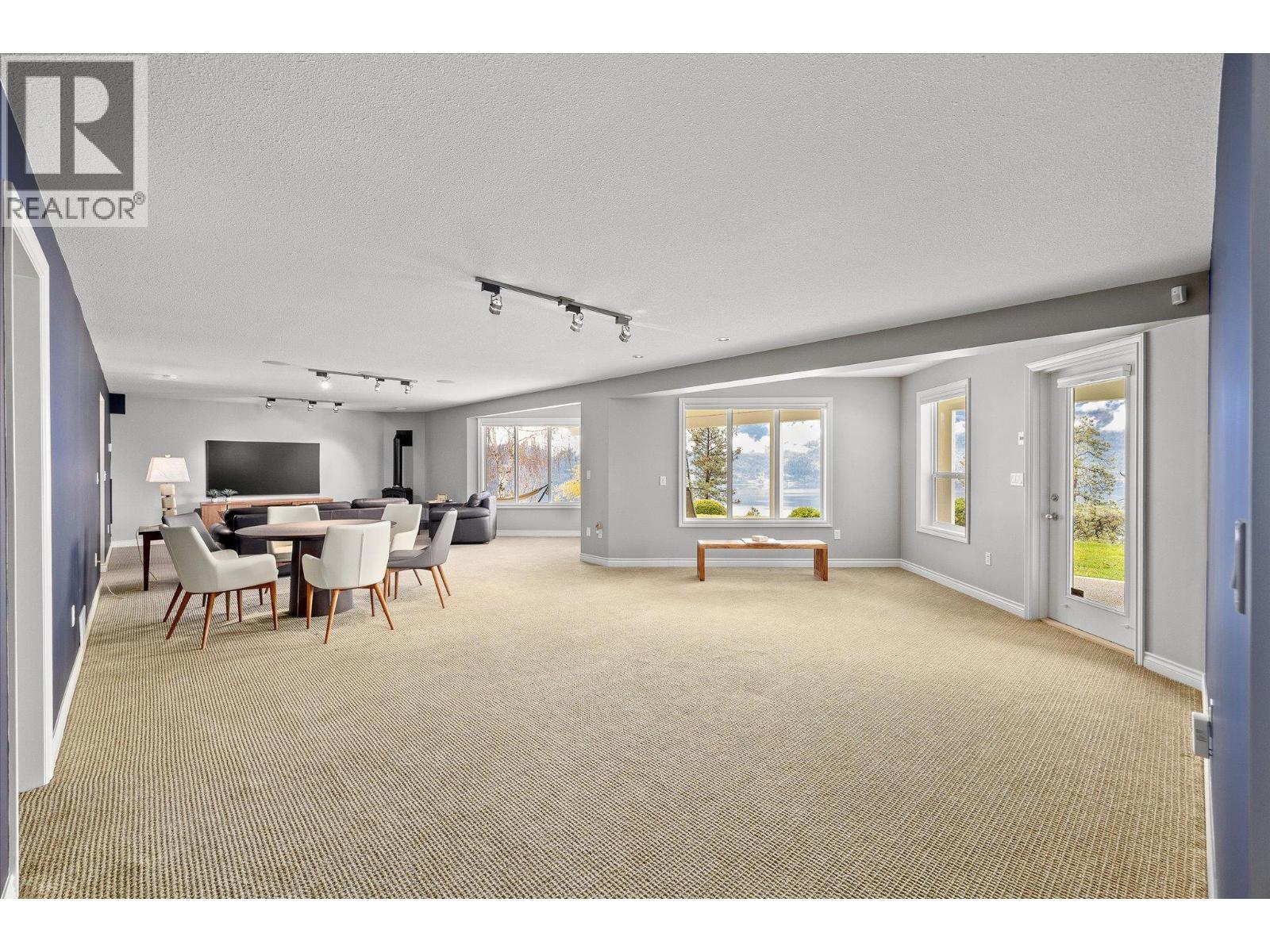 10726 Nighthawk Road Unit# 60, Lake Country, BC - Indoor