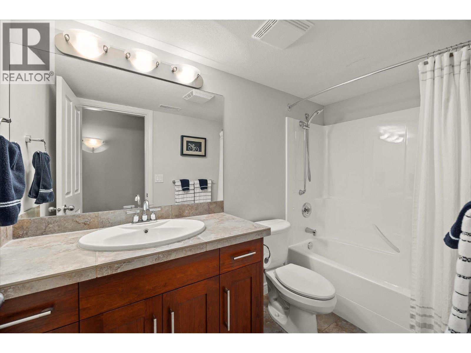 Downstairs Bathroom 1 - 10726 Nighthawk Road Unit# 60, Lake Country, BC - Indoor Photo Showing Bathroom