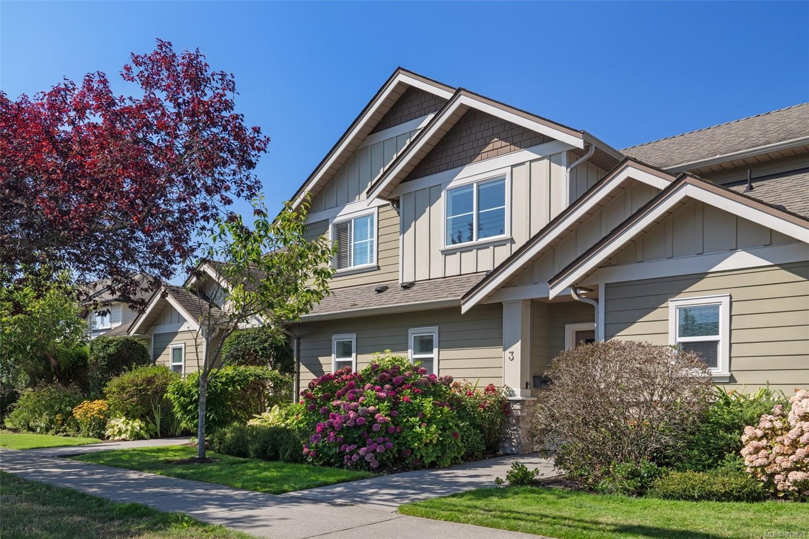 3-2449 Malaview Ave, Sidney, BC