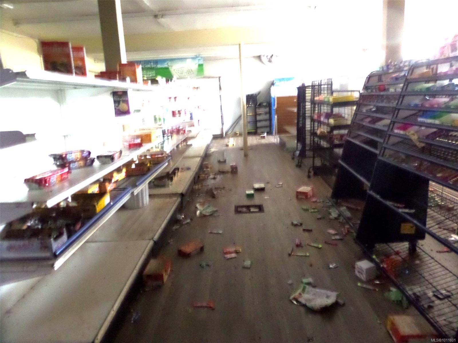 607 Coronation Ave, Duncan, BC