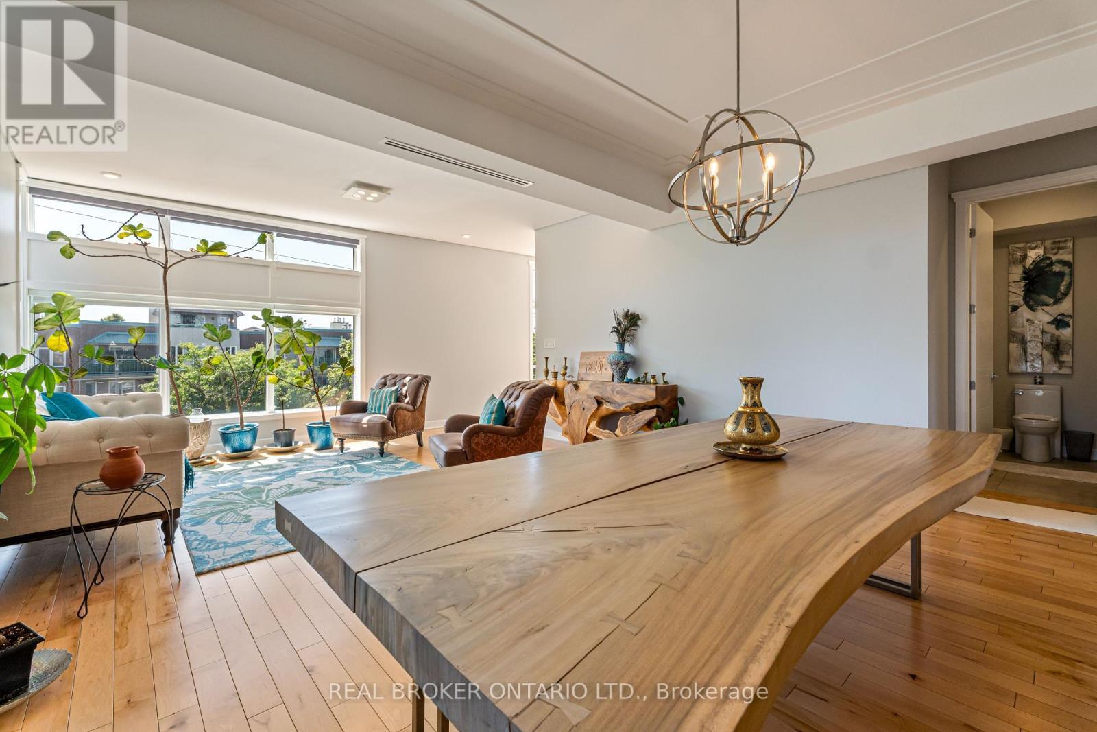 69 Donald Street, Ottawa, ON - Indoor Photo Showing Dining Room
