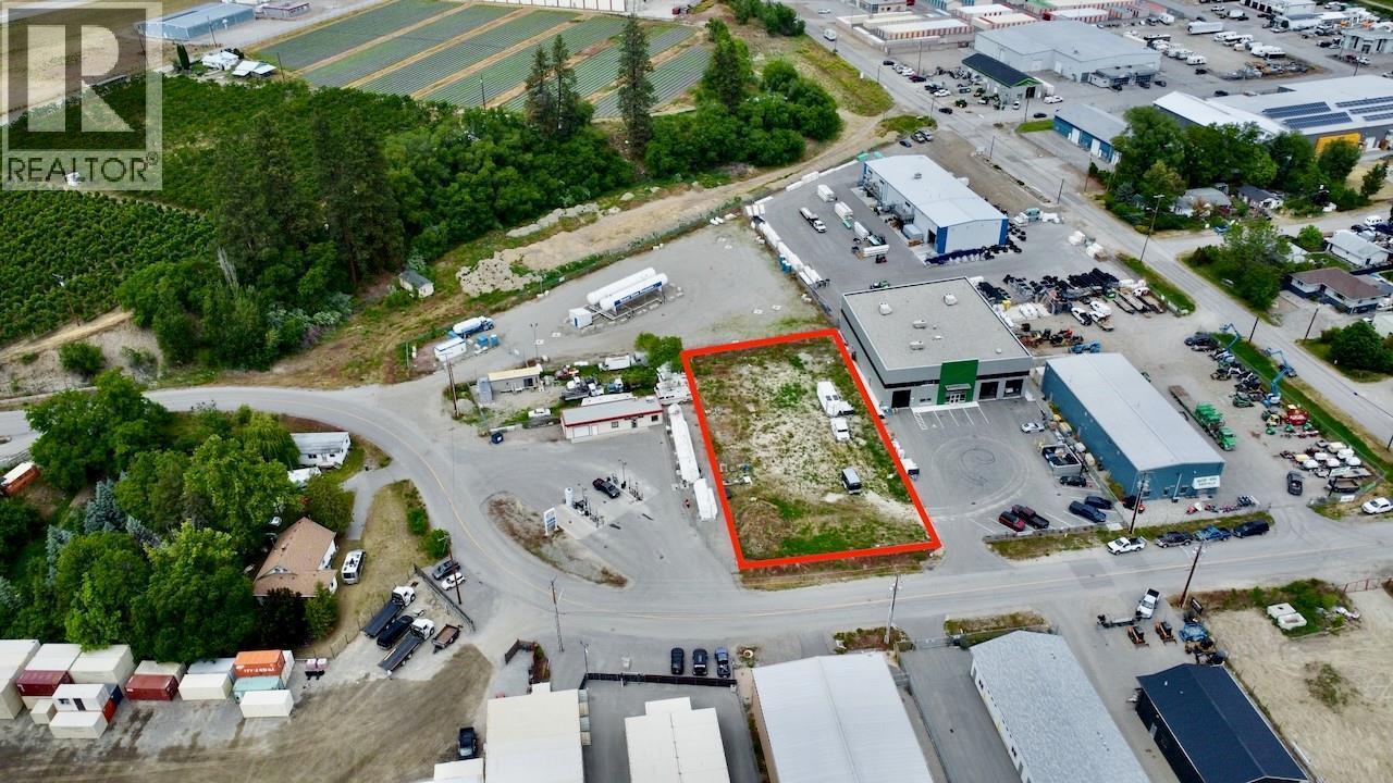 222 Maple Avenue, Oliver, BC