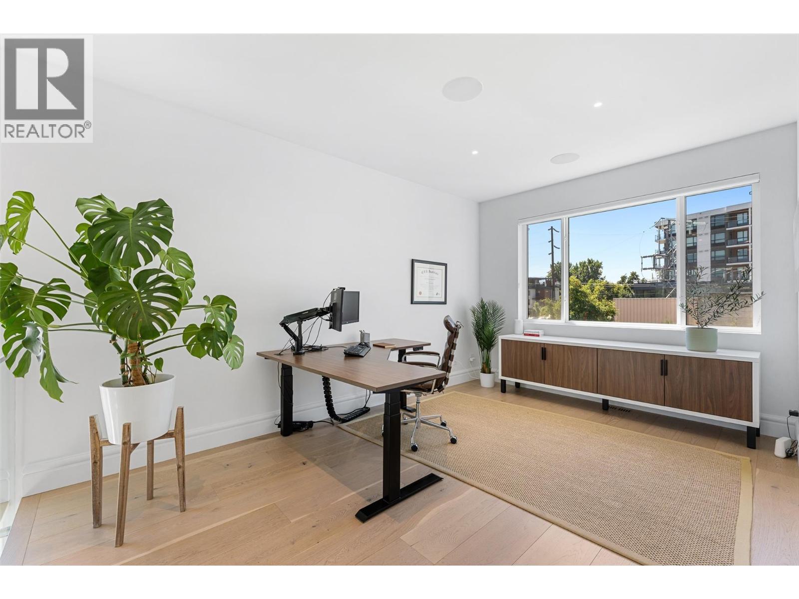 3460 Patsy Road, Kelowna, BC - Indoor Photo Showing Office