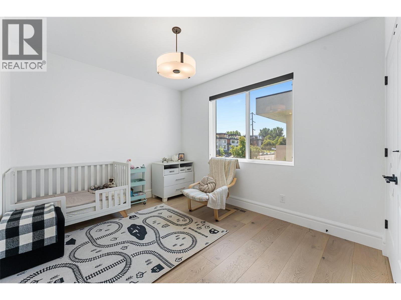 3460 Patsy Road, Kelowna, BC - Indoor