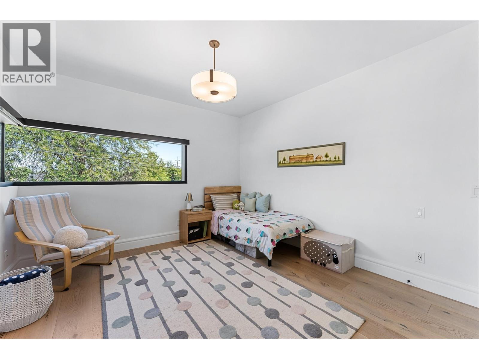 3460 Patsy Road, Kelowna, BC - Indoor Photo Showing Bedroom