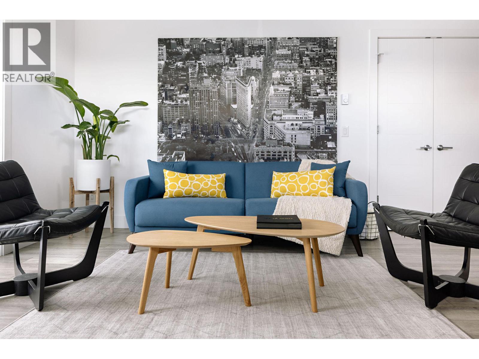 3460 Patsy Road, Kelowna, BC - Indoor