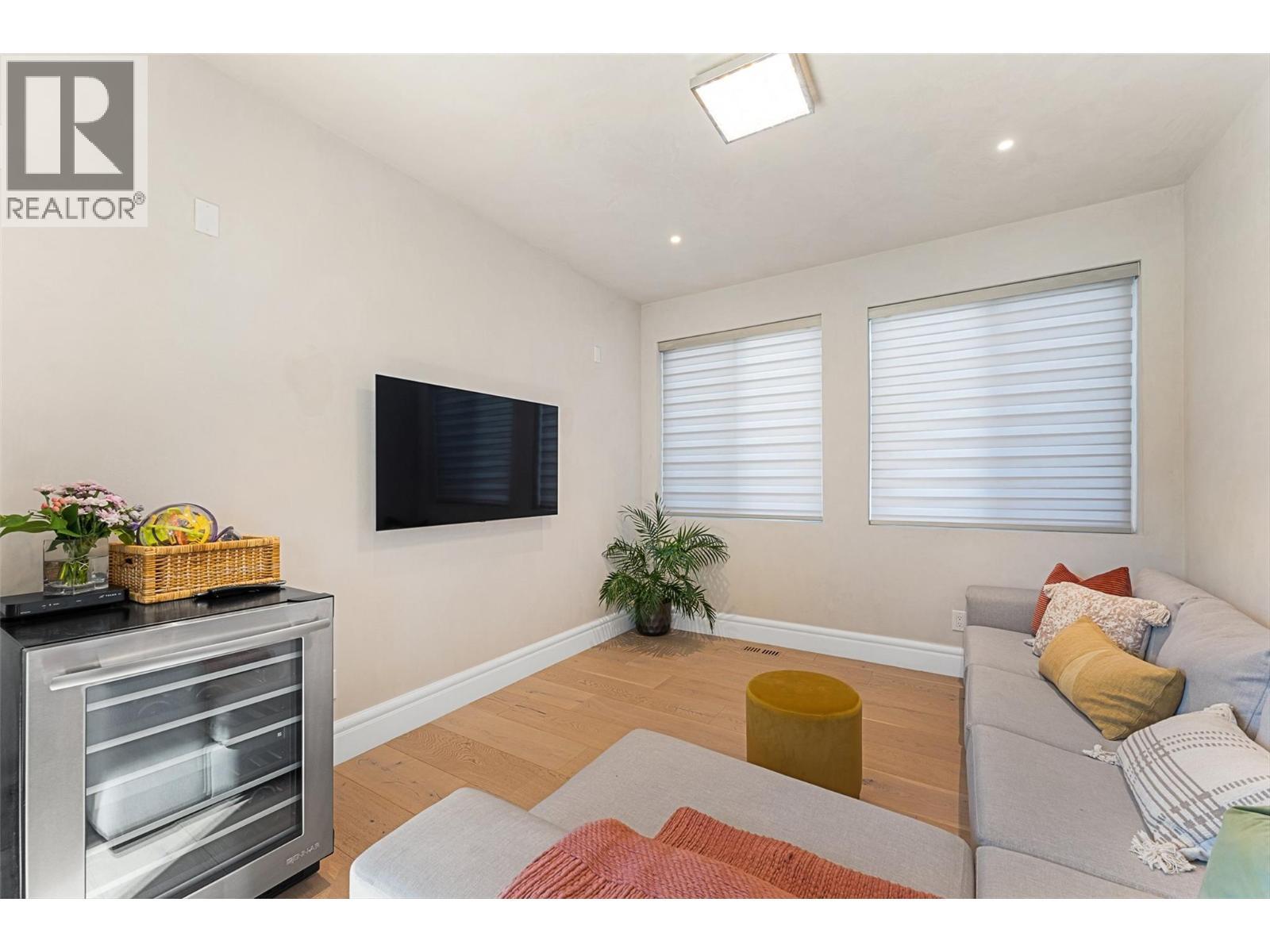 3460 Patsy Road, Kelowna, BC - Indoor