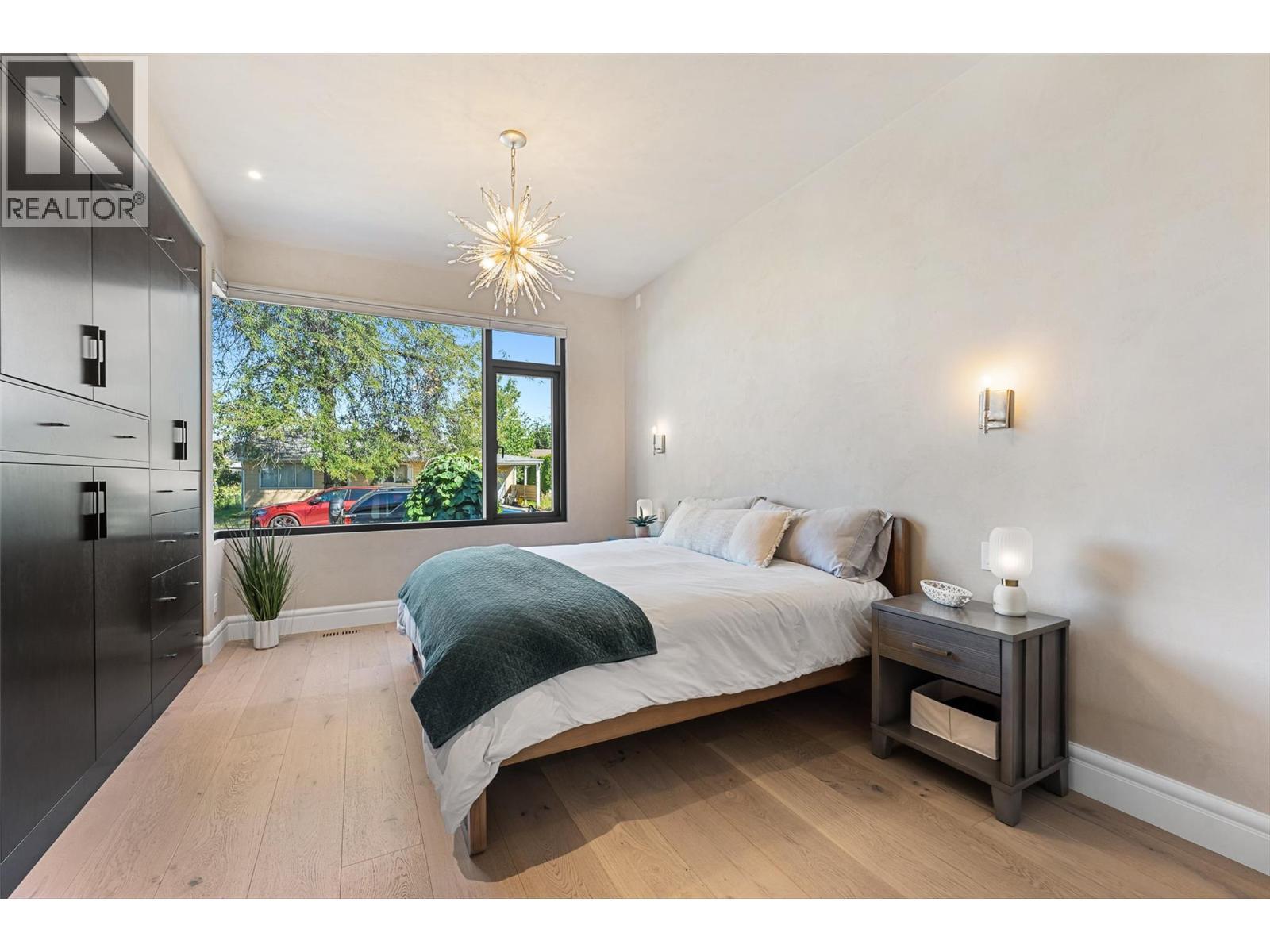 3460 Patsy Road, Kelowna, BC - Indoor Photo Showing Bedroom