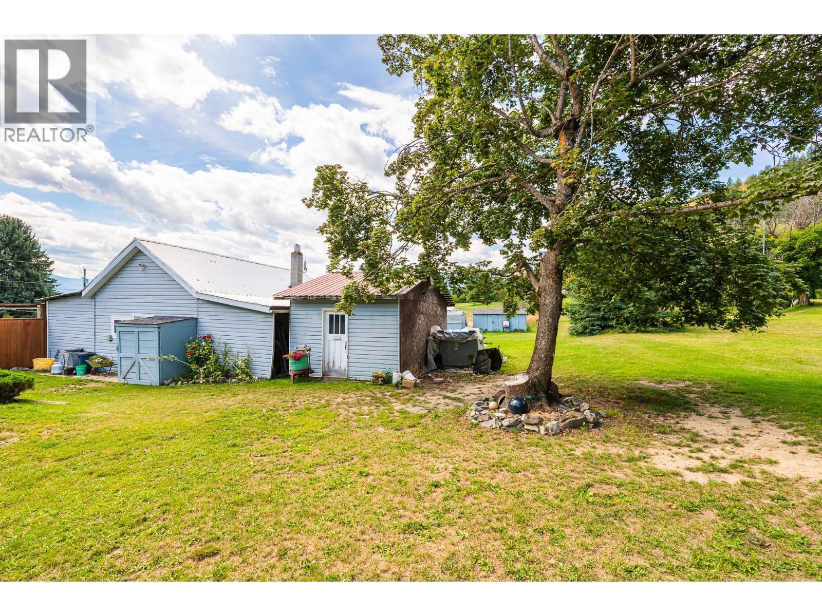 5315 Cory Road, Wynndel, BC - Outdoor