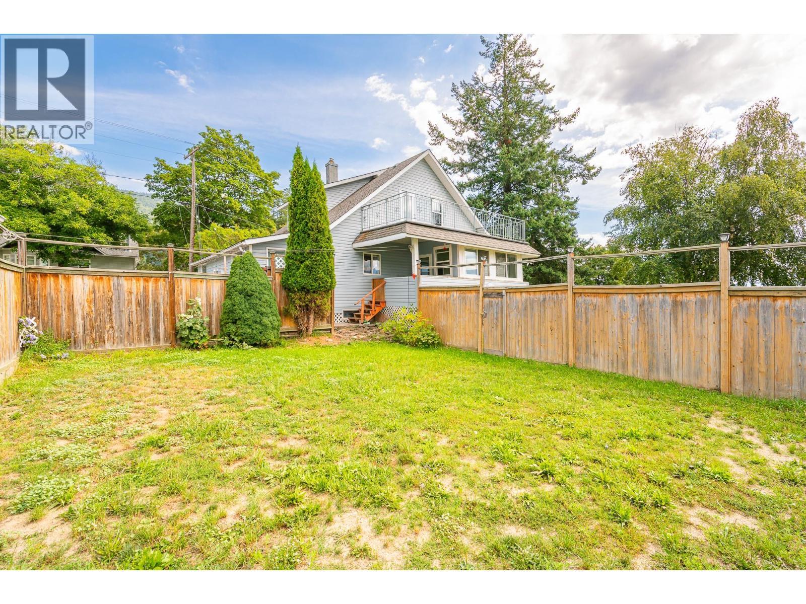 5315 Cory Road, Wynndel, BC - Outdoor