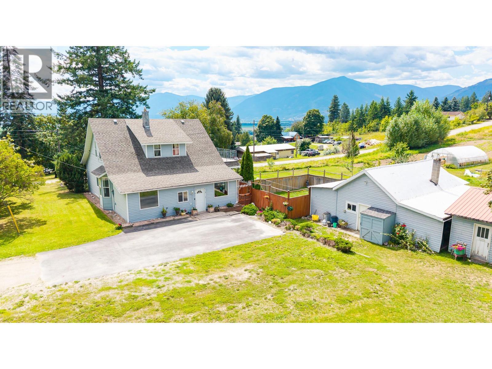 5315 Cory Road, Wynndel, BC - Outdoor