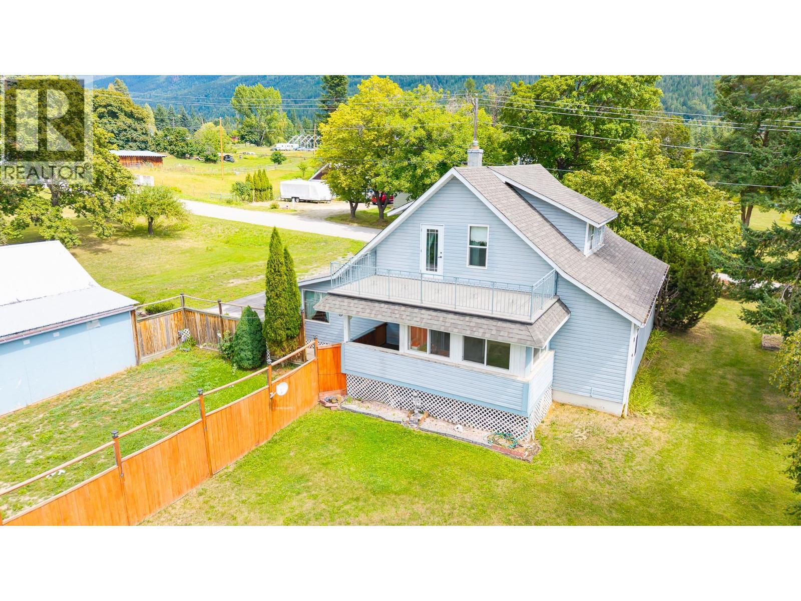 5315 Cory Road, Wynndel, BC - Outdoor