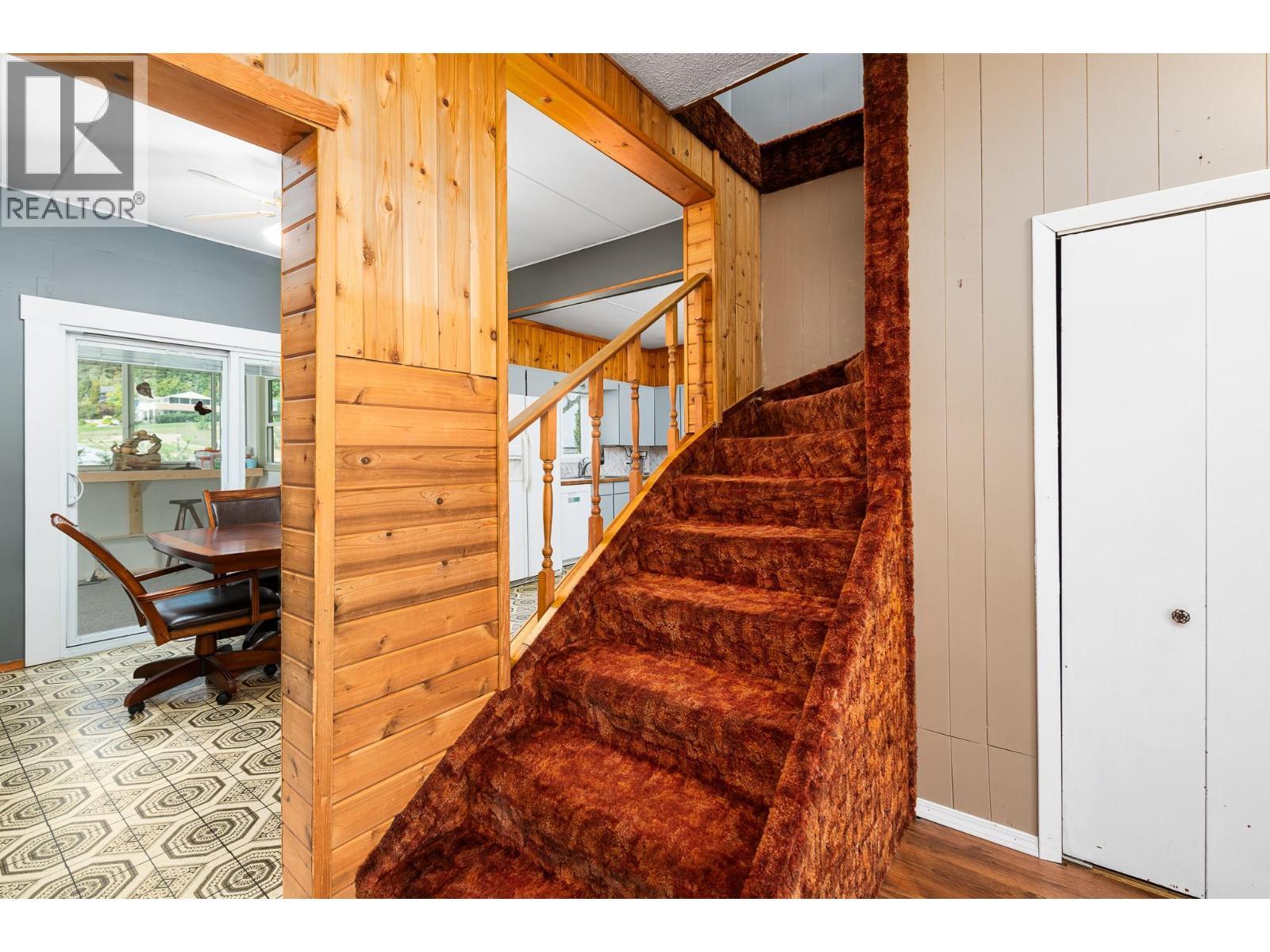 5315 Cory Road, Wynndel, BC - Indoor Photo Showing Other Room