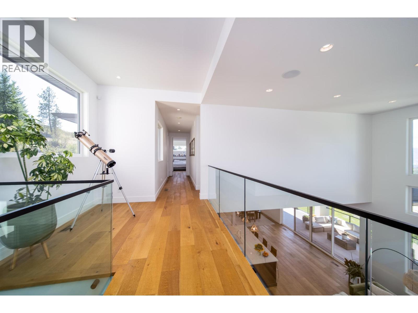 4451 Hayes Road, Kelowna, BC - Indoor Photo Showing Other Room