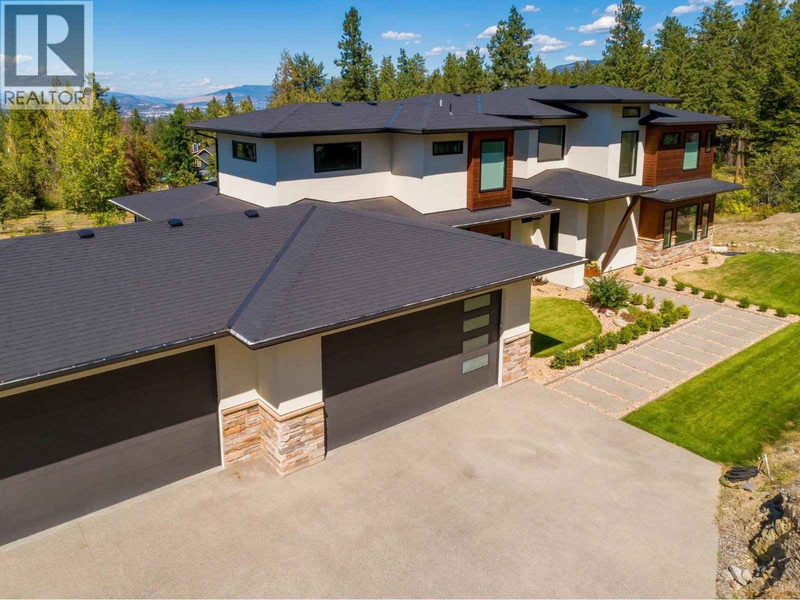4451 Hayes Road, Kelowna, BC - Outdoor With Deck Patio Veranda