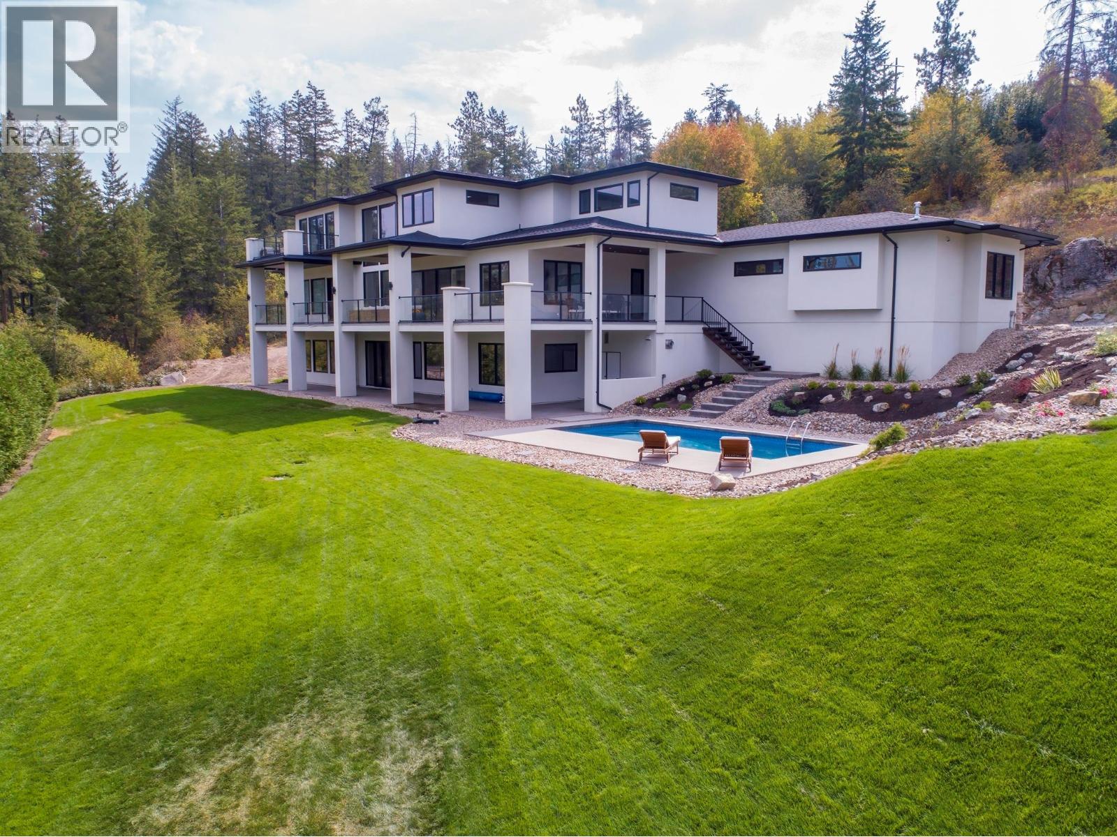 4451 Hayes Road, Kelowna, BC - Outdoor With In Ground Pool