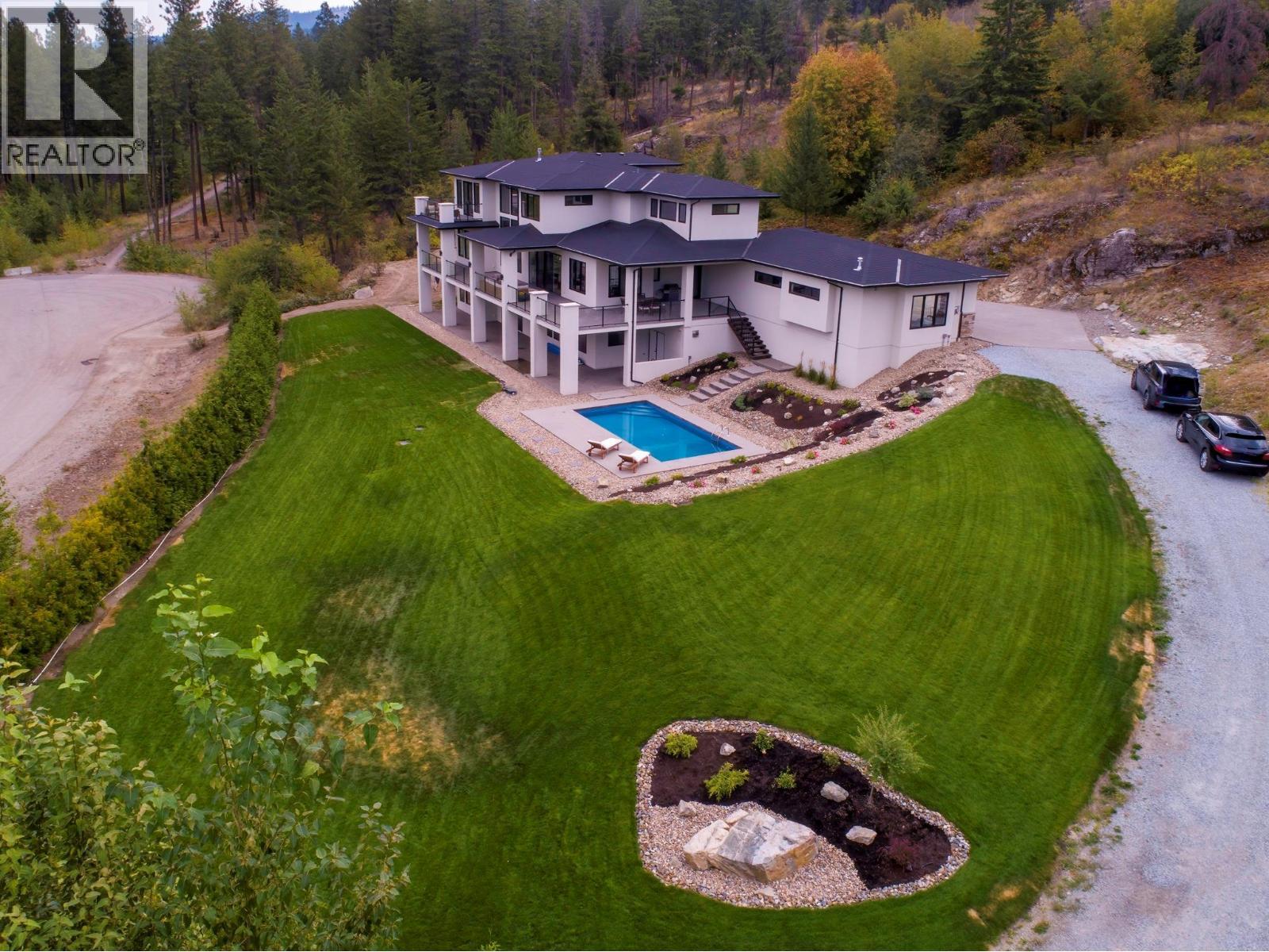 4451 Hayes Road, Kelowna, BC - Outdoor With In Ground Pool