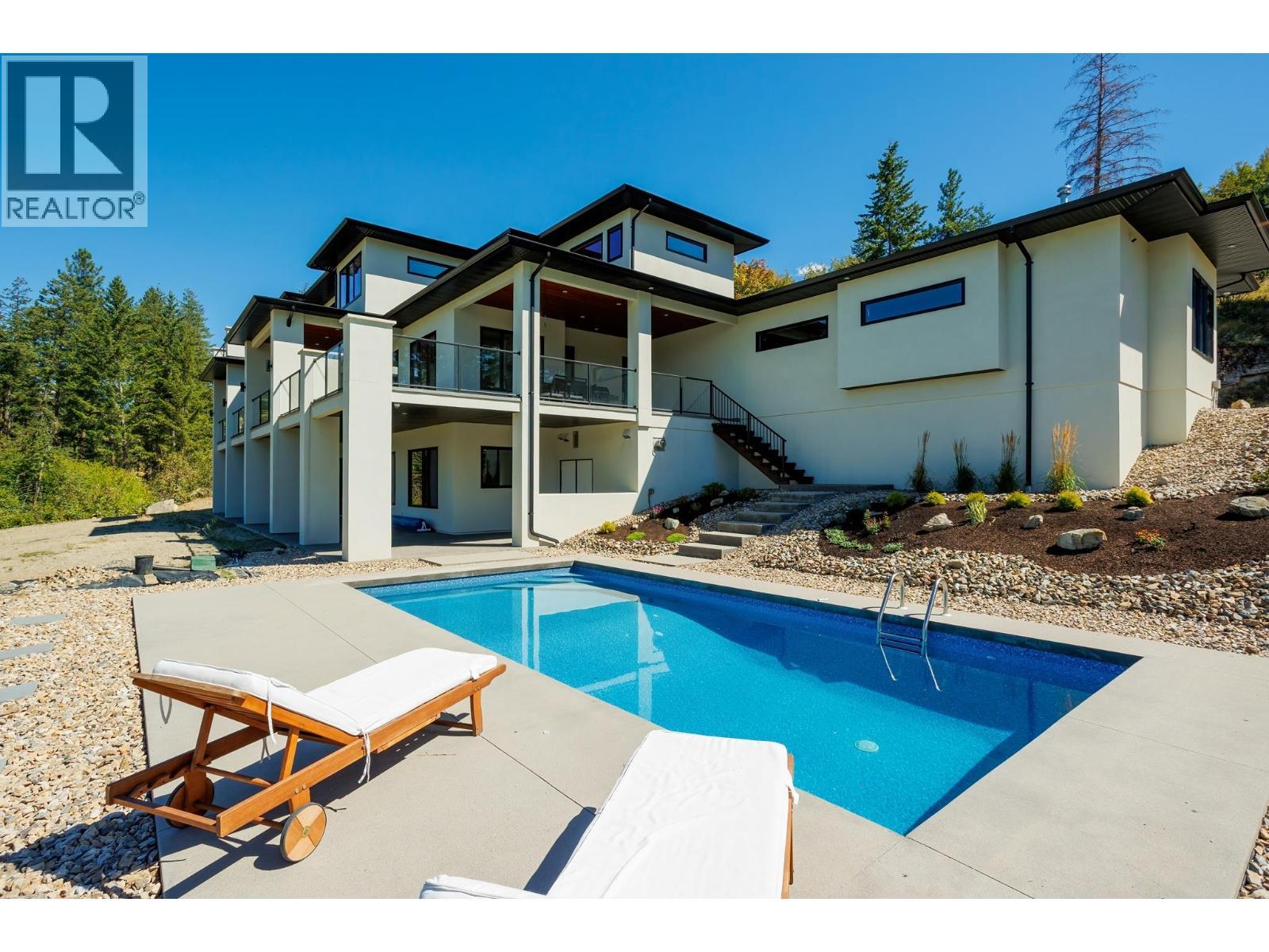4451 Hayes Road, Kelowna, BC - Outdoor With In Ground Pool