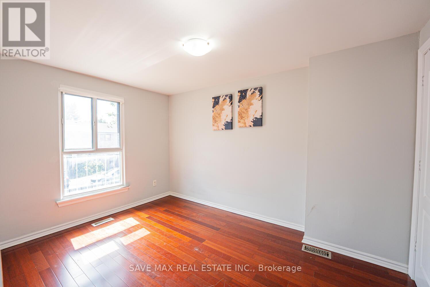 83 Fleetwood Crescent, Brampton, ON - Indoor Photo Showing Other Room