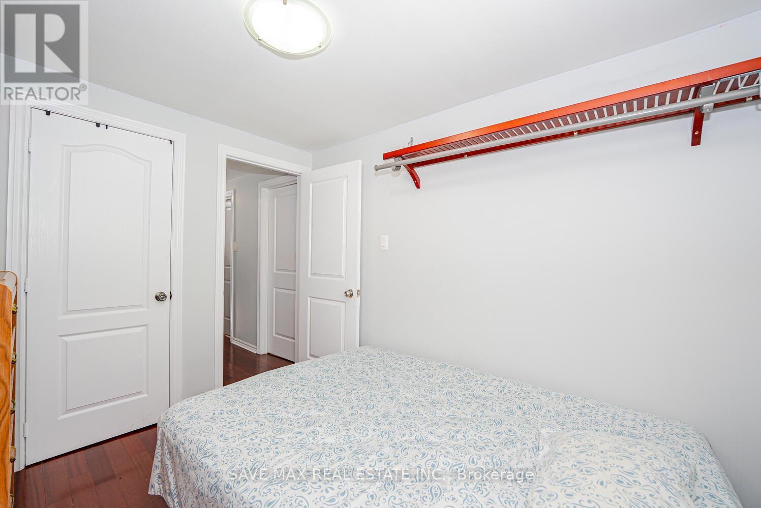 83 Fleetwood Crescent, Brampton, ON - Indoor Photo Showing Bedroom