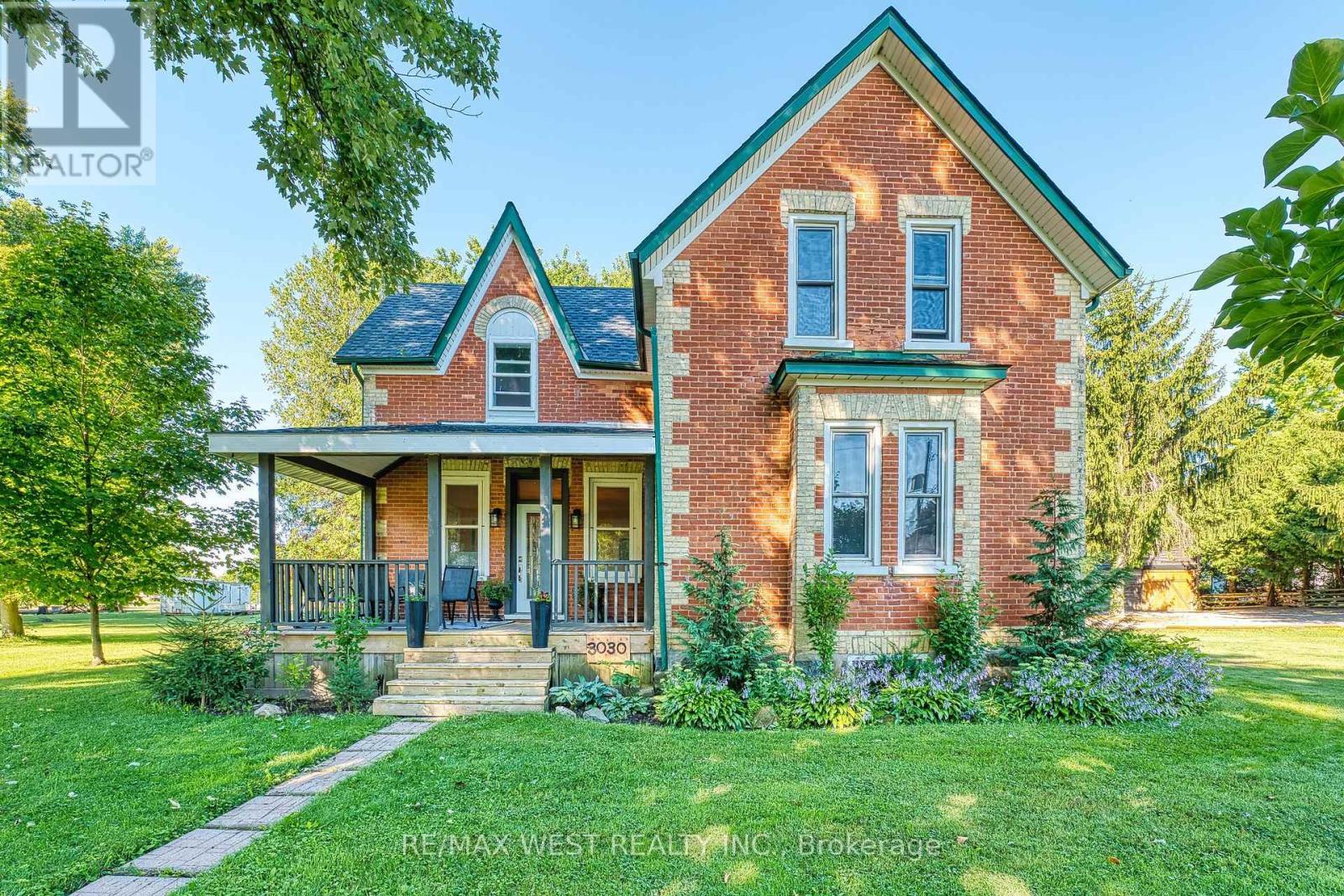 3030 Patrick Street, Howick, ON - Outdoor With Deck Patio Veranda With Facade