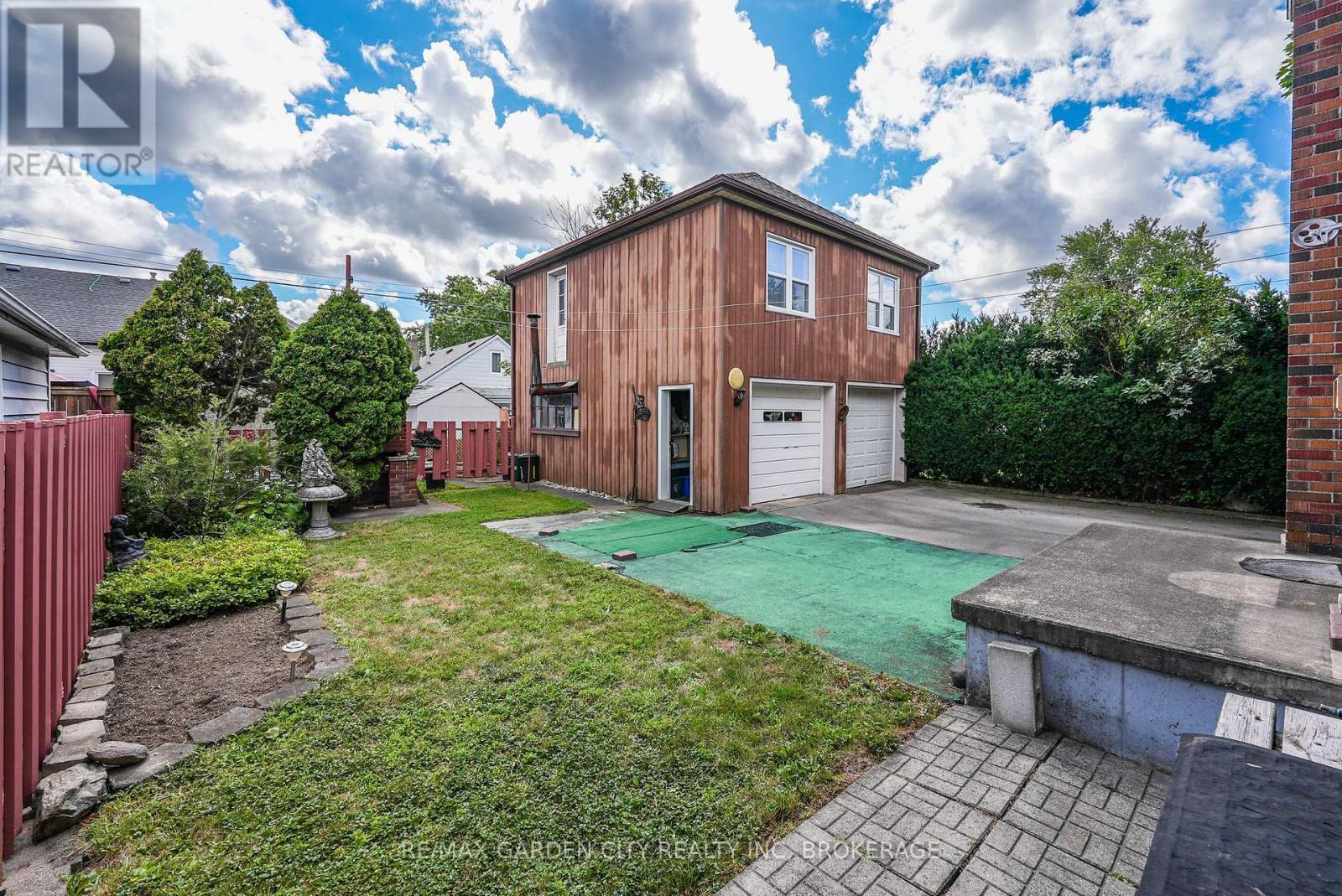 248 Wallace Avenue S, Welland (Lincoln/Crowland), ON - Outdoor